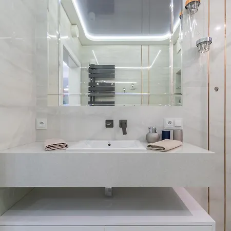 Granaria Premium Chmielna Park Gdansk